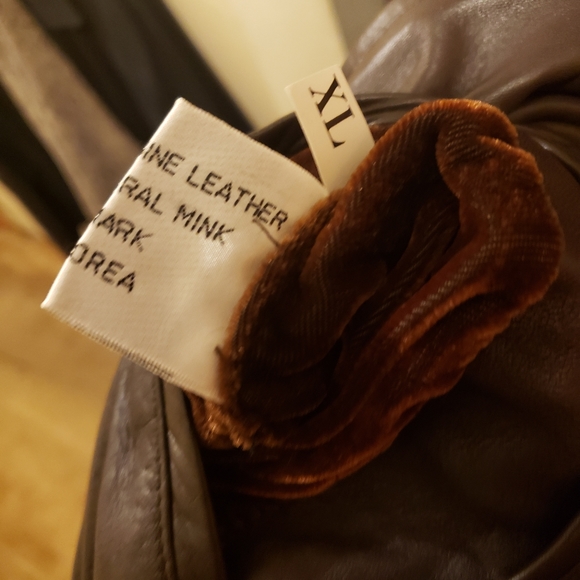 Reversable Ranch Mink Leather Bomber Jacket - Picture 14 of 14